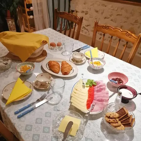 Le Verger Du Paradis Couette-café